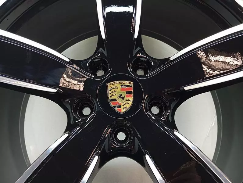 PORSCHE 911 991  Alloy Wheel 99136272200 Alufelge Carrera Spor t8.5JX20 ET49 - Image 3