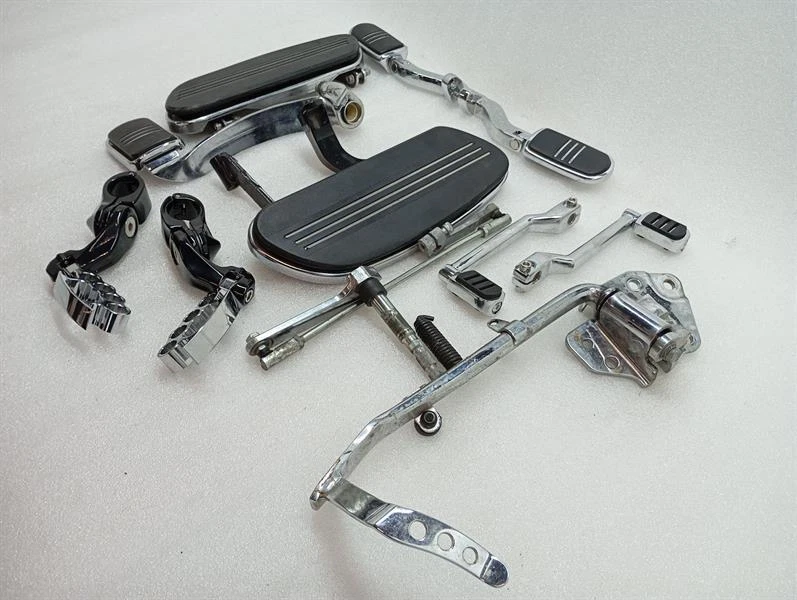 HARLEY-DAVIDSON STREAMLINER FOOTBOARD 50631-04 Fußstütze CHROME 50211-04 - Image 4