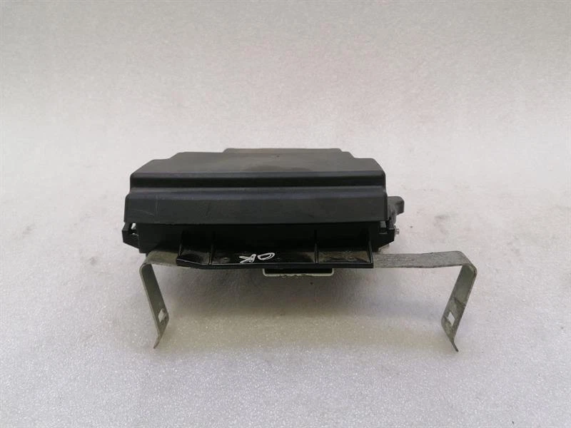 McLaren 570S Spider Fuse Box 13M0771CP Sicherungskasten - Image 5