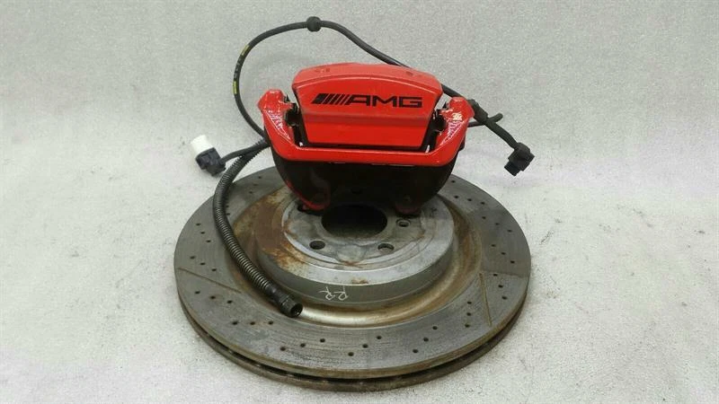 MERCEDES C63 AMG W205 Right Rear Caliper A2314230481 Bremssattel hinten rechts