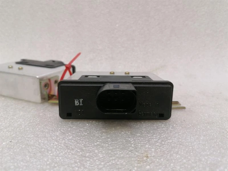 ASTON MARTIN DB9 COUPE Electronic module 3W83-9D372-AB Steuergerät FUEL PUMP - Image 6