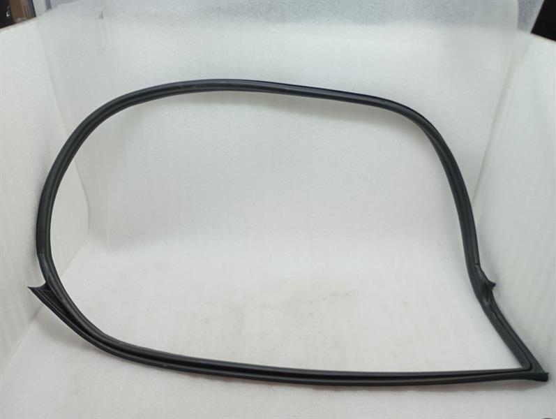 PORSCHE CAYMAN 718 GT4RS  Door Seal 98153707606 RIGHT Türdichtungen