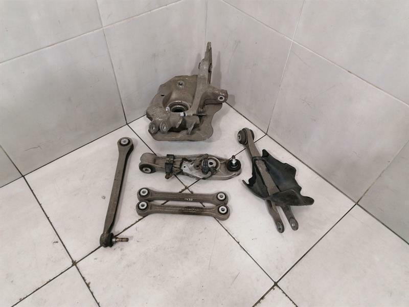 PORSCHE 911 997 Left Rear Hub SET 99733161102 Radlagergehäuse Hinten Links
