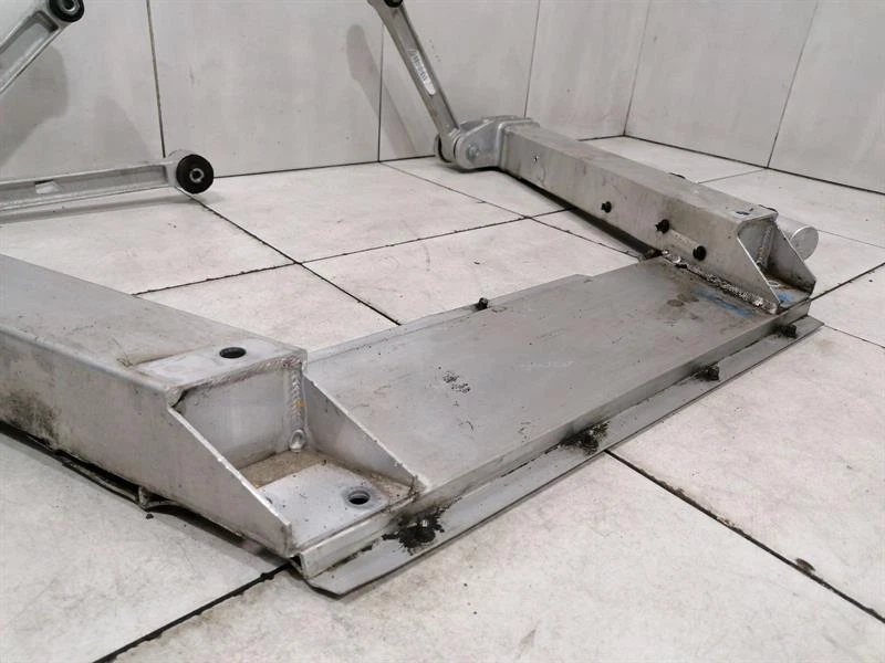 McLaren 570S Spider Subframe Rear 11A7025CP Achsrahmen Hinterachse MOTORHALTER - Image 4