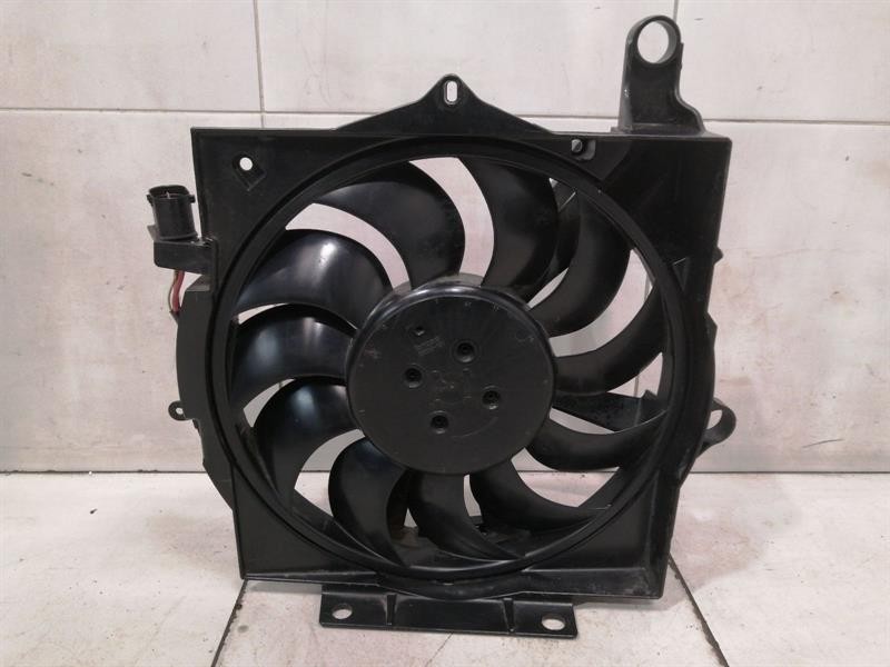 PORSCHE TAYCAN 9J Radiator Fan 9J1121205D Lüfter Elektrolüfter Defekt!!!