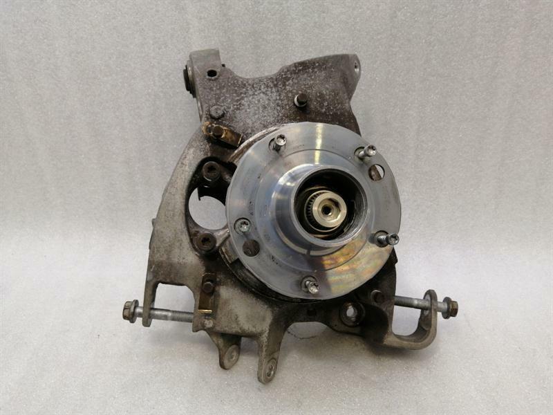 PORSCHE 911 991 Rear Hub 99133161104 Radlagergehäuse Hinten Links Center Lock