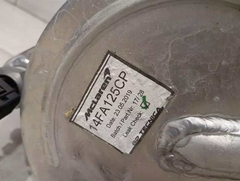 McLaren 720S Spider Dry Oil sump 14FA125CP ÖLWANNE RESERVIOR - Image 7