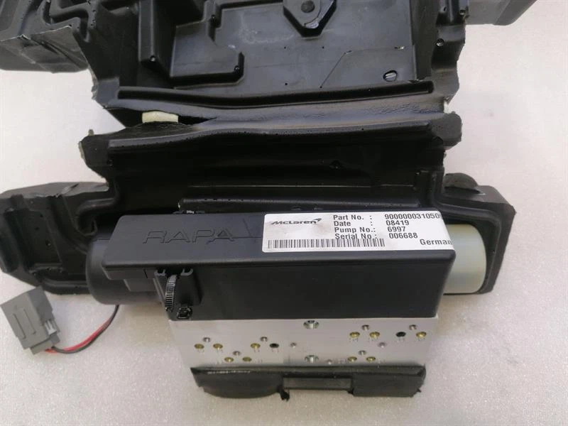 McLaren 600LT Spider ROOF HYDRAULIC PUMP 11A8269SP HYDRAULISCHE PUMPE + STRUTS - Image 6