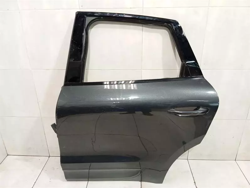 PORSCHE MACAN 95B Left Rear Door 95B833311A Tür Hinten Links
