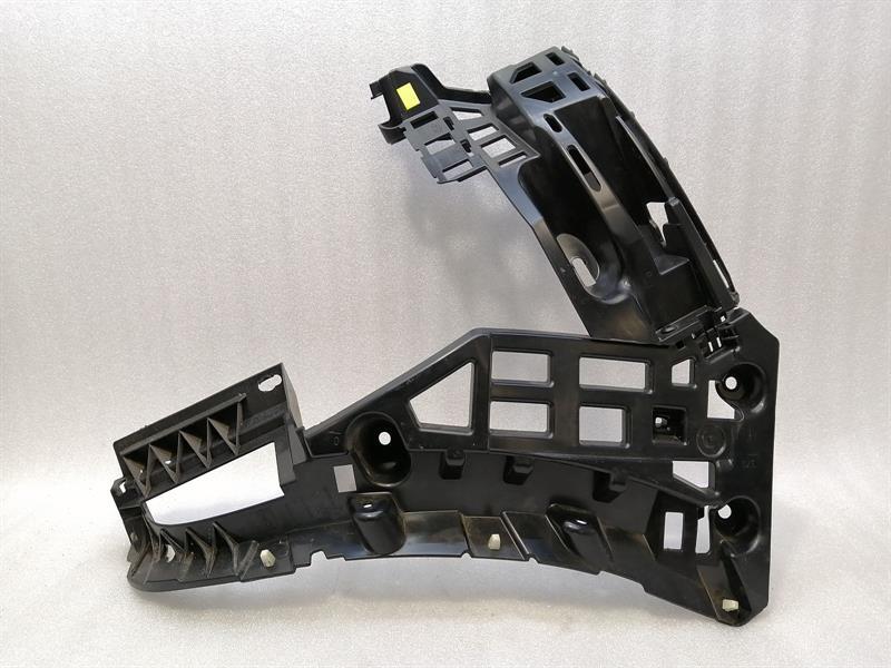 PORSCHE MACAN 95B Holder- Bracket 95B807254C Halter Träger BUMPER RIGHT