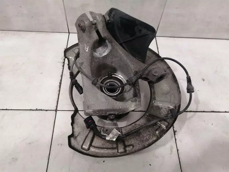 PORSCHE 911 991 TURBO Left Front Hub 99134165724 Radlagergehäuse Vorne Li PCCB - Image 4