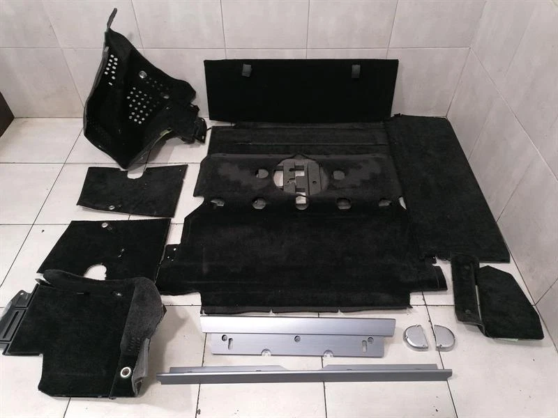 ASTON MARTIN RAPIDE S Luggage Compartment AD43-130A58-GA Kofferraum Verkleidung - Image 2