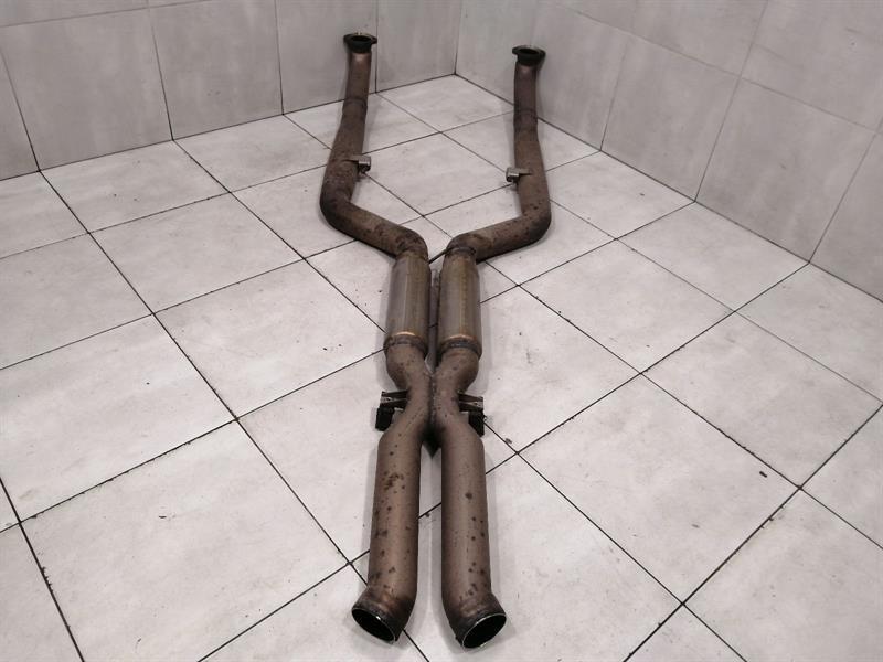 BMW 6 Series F13 M6 Exhaust Pipe X Pipe 18307845471 Auspuff Auspuffanlage