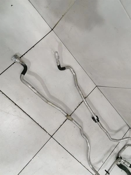 BMW 7 series F02 F01 Pipe 7591898 Schlauch OIL SET OF 2   7591900 - Image 4