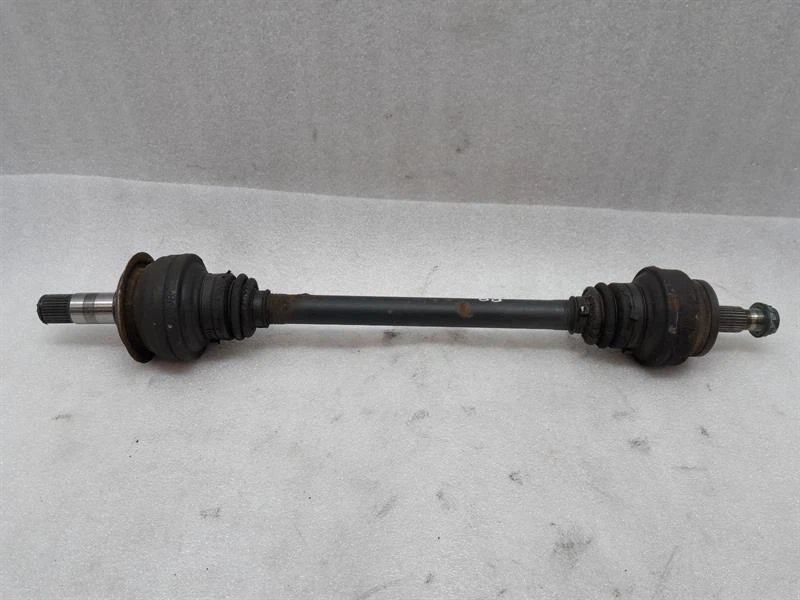 MERCEDES C63 W204 Antriebswelle Hinten Rechts A2043501610 Rear Right Drive Shaft