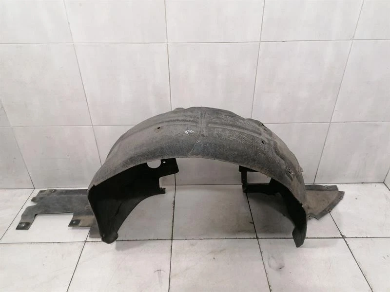 ASTON MARTIN RAPIDE AMR FRH Wheel arch liner KD43-166562-AA FR RADLAUFABDECKUNG - Image 3