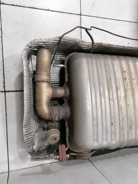 ASTON MARTIN DB9 Volante  Exhaust silencer 4G43-5230-FC Auspuff Endschalldämpfer - Image 6