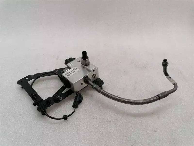 McLaren 570S Spider  HYDRAULIC PUMP 13B0737CP HYDRAULISCHE PUMPE FRONT AXLE LIFT - Image 3