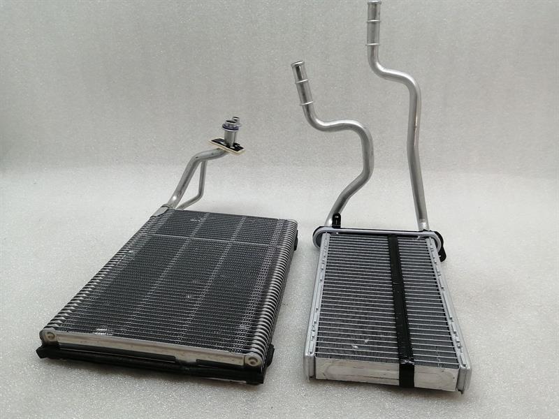 BMW iX3 G08 Heater Matrix SET 64119382873 Wärmetauscher Heizungskühler SATZ RHD