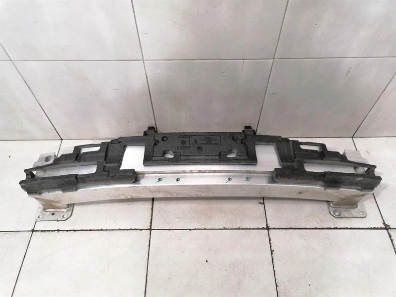 PORSCHE TAYCAN 9J Rear Bumper Beam 9J1803184C Stoßstange Träger Hinten
