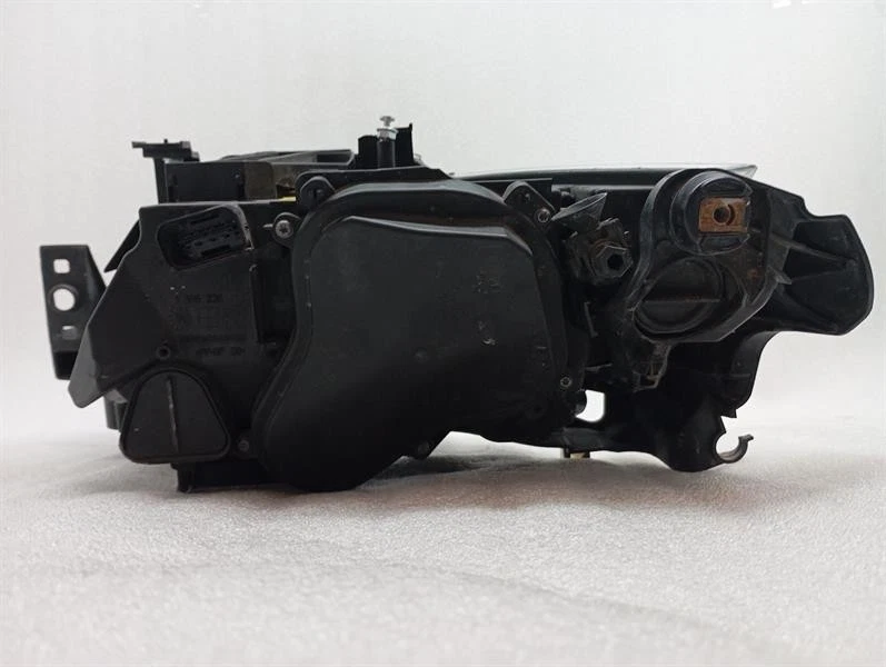 BMW 3 E92 E93 M3 Right Headlight 7182514 LHD Headlight Scheinwerfer Rechts - Image 4