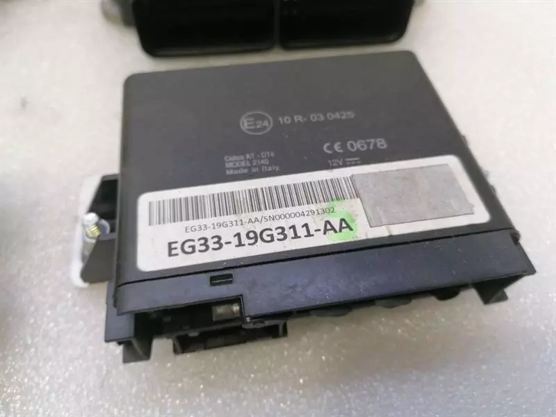 ASTON MARTIN VANTAGE V12 Engine ECU ED23-12A650-AA Motorsteuergerät - Image 7