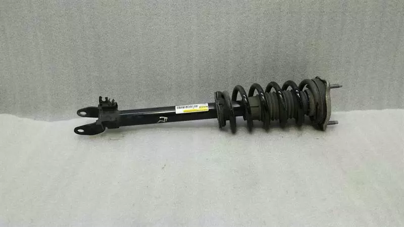 MERCEDES C Class W205 Shock Absorber Front A2053202330 Stossdämpfer Vorne Links.