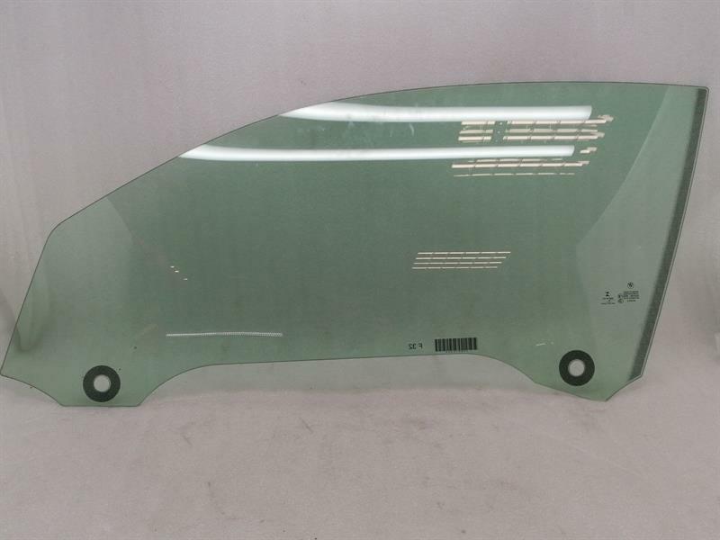 BMW M4 F82 Left Front Door Glass 51337268725 Türscheibe Vorne Links