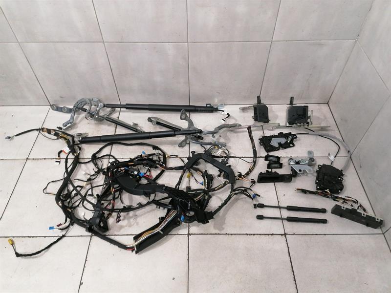 BMW 3 M3 G81 G21 61355A19DB3 AUTOMATIC TAILGATE SET Heckklappe AUTOMATISHCE