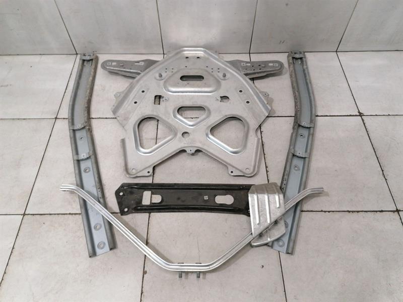 PORSCHE CAYMAN 718 GT4 Holder- Bracket 98133126113 GT4  Halter Träger