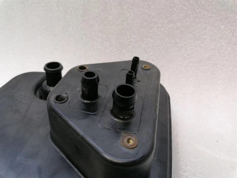 McLaren 570S Spider Reservior 13LA002CP behälter - Image 3