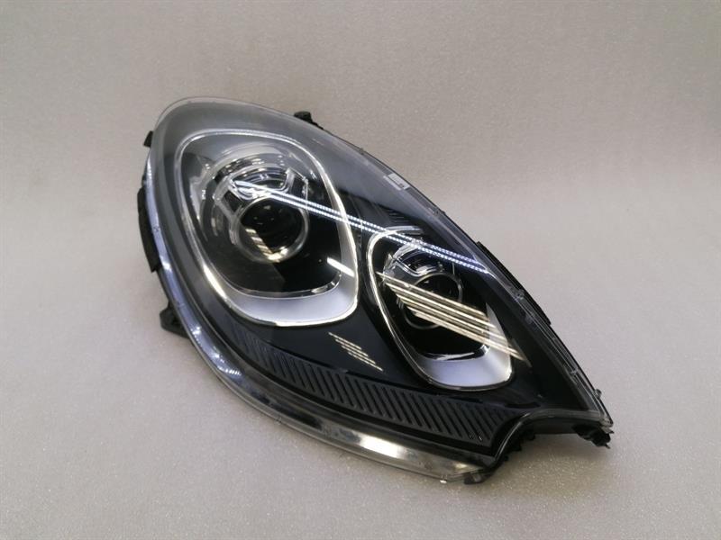 PORSCHE MACAN 95B Right 95B941032CG RHD Headlight Scheinwerfer Rechts PDLS