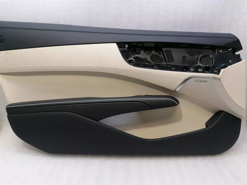 MERCEDES SL R231 Door card Left DESIGNO LEATHER A2317205501 RHD RECHTSLENKER