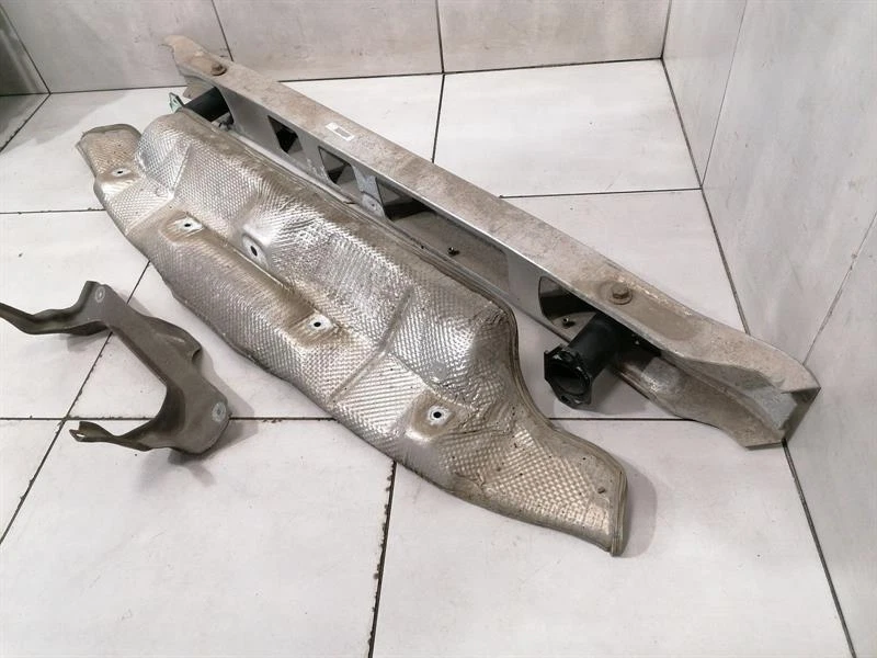 PORSCHE CAYMAN R 987 Rear Bumper Beam 98750512106 Stoßstange Träger Hinten - Image 4