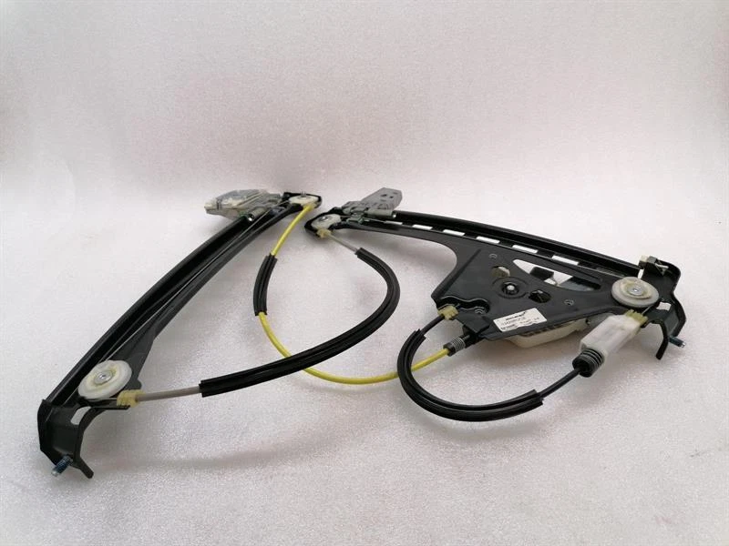 McLaren 600LT Spider Right Front Door Winder 13A2053CP Fensterheber vorne rechts - Image 4