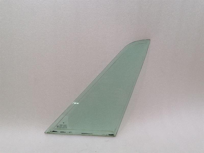 PORSCHE 911 993 Left Front 1/4 Glass 99354251100 Türscheibe ¼ Vorne Links
