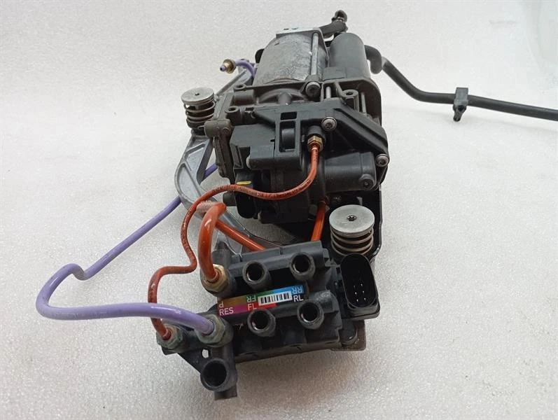 PORSCHE TAYCAN 9J Air Suspension Pump 9J1616006D Kompressor Luftfederung - Image 6