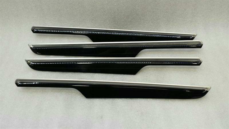 PORSCHE MACAN 95B Door Trim Veneer Set 95B867061D Tur Leiste Satz Klavierlack