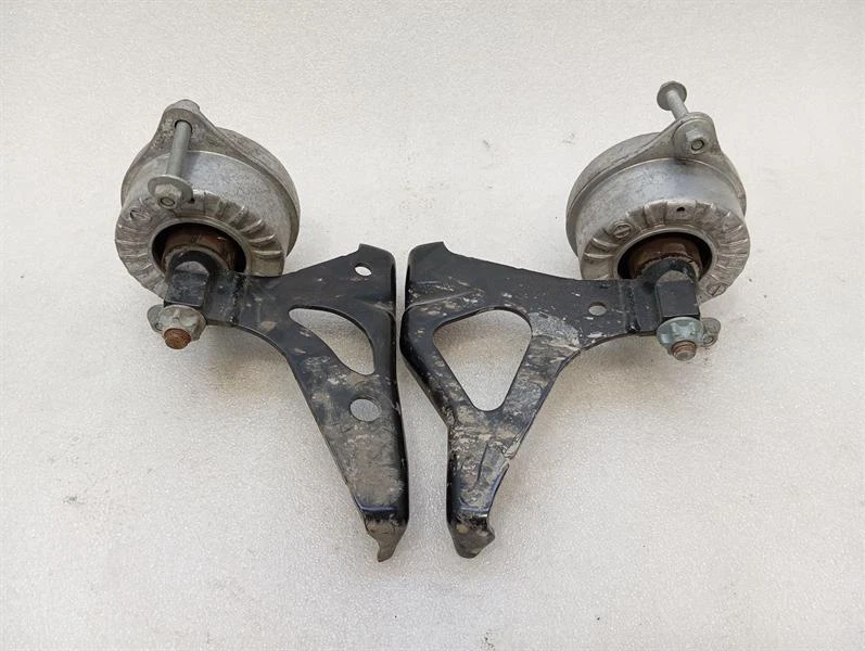 PORSCHE CAYMAN 987 Gearbox mount Set 98637504902 Getriebehalter Satz - Image 4