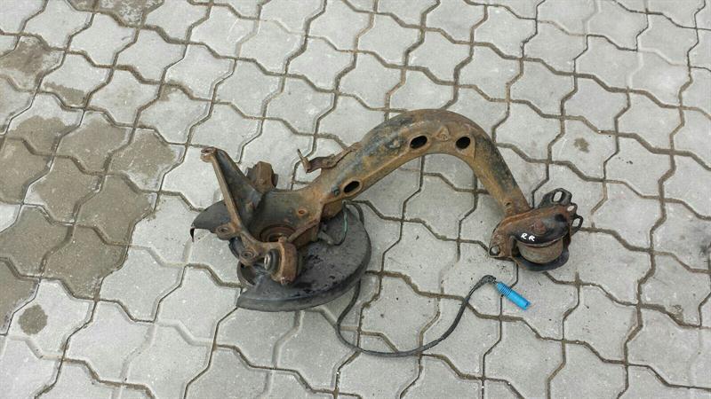 BMW Z4 E85 E86 Right Rear Hub 6774776 Radlagergehäuse Hinten Rechts