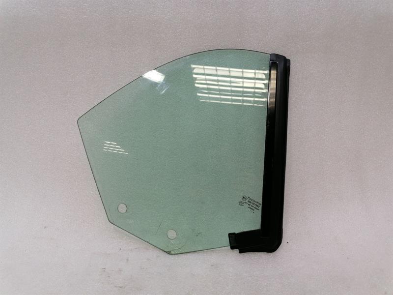 ASTON MARTIN DB9 Volante Right Rear Quarter Glass 4G43-N29750-BA Türscheibe Re