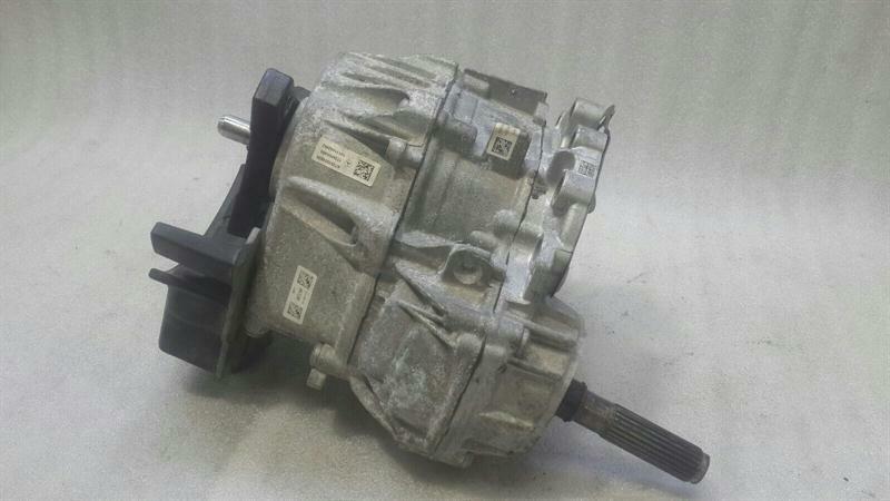 MERCEDES E Class W238 Transfer Box A7252802600 Verteilergetriebe M276 4matic