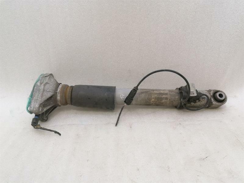 BMW M3 F80 Shock Absorber Rear left 8008629 Stossdämpfer Hinten links S9MRA