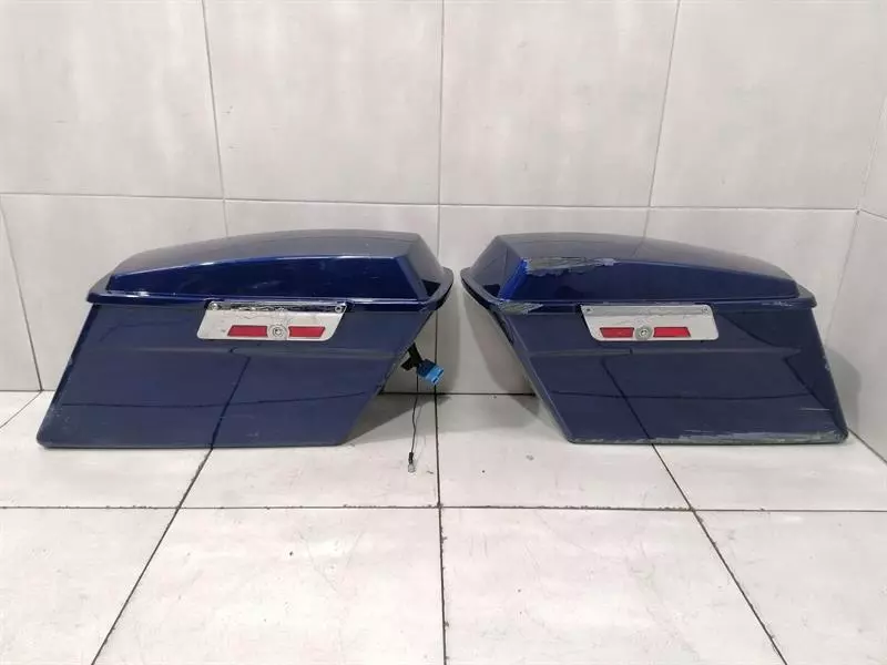 HARLEY-DAVIDSON Saddle Bag Set 90752-93 AUDIO SPEAKERS PIONEER ALPINE AMPLIFIER - Image 3