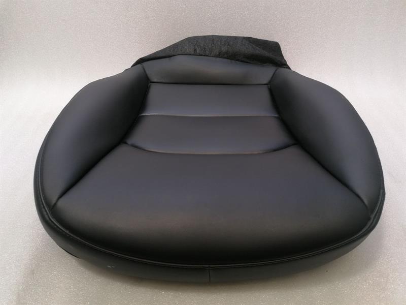 TESLA MODEL 3 Front Right Seat Pad 1452936-71-E Vorne Rechts SItz Verkleidung