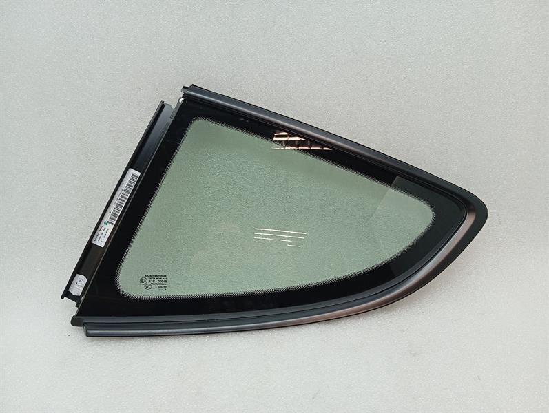 PORSCHE CAYMAN 718 Left Rear quarter Glass 98154311105 Türscheibe ¼ Hinten Links