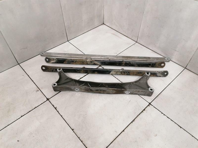 PORSCHE 911 997 Rear Centre subframe 99733126102 Achsrahmen Hinterachse Mitte
