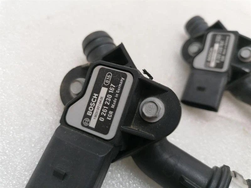 McLaren 720S Spider Sensor 0261230167 - Image 4