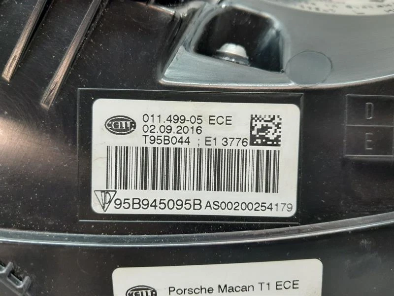 PORSCHE MACAN 95B Left Rear Light 95B945095B Rückleuchte Hinten Links ECE - Image 4