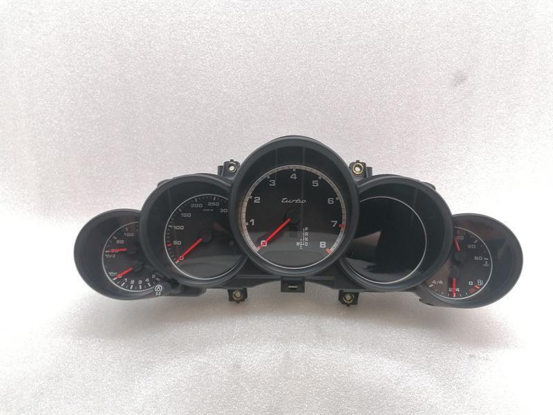 PORSCHE CAYENNE 958 92A Instrument cluster 7P5920902 Speedometer V8 TURBO KMH